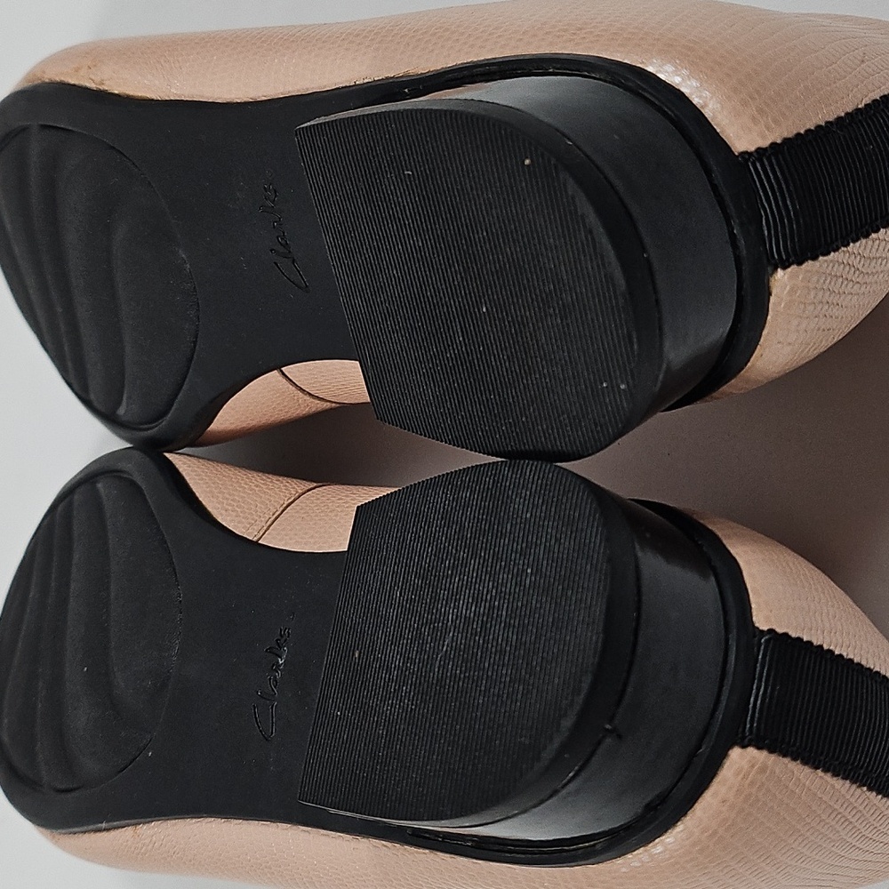 Clarks Artisan Keesha Rosa Leather Pink & Black Snakeskin Cap Toe Slip On Flat - Picture 13 of 16